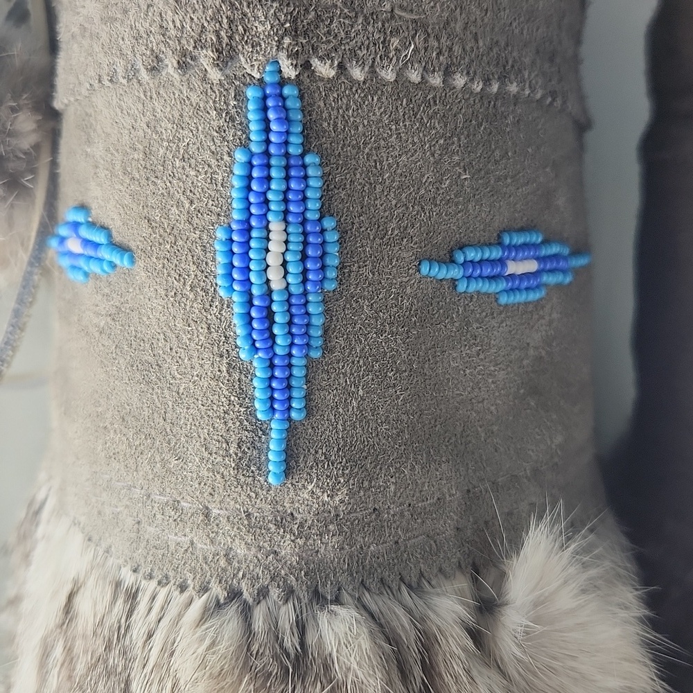 Vintage Tall Grey Fur Suede 717B Mukluk Moccasin Boots (9) - Picture 7 of 15